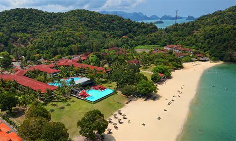 holiday villa beach resort.